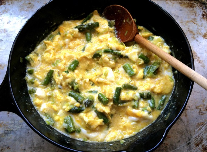Leek and Asparagus Scrambled Eggs with Parmesan
